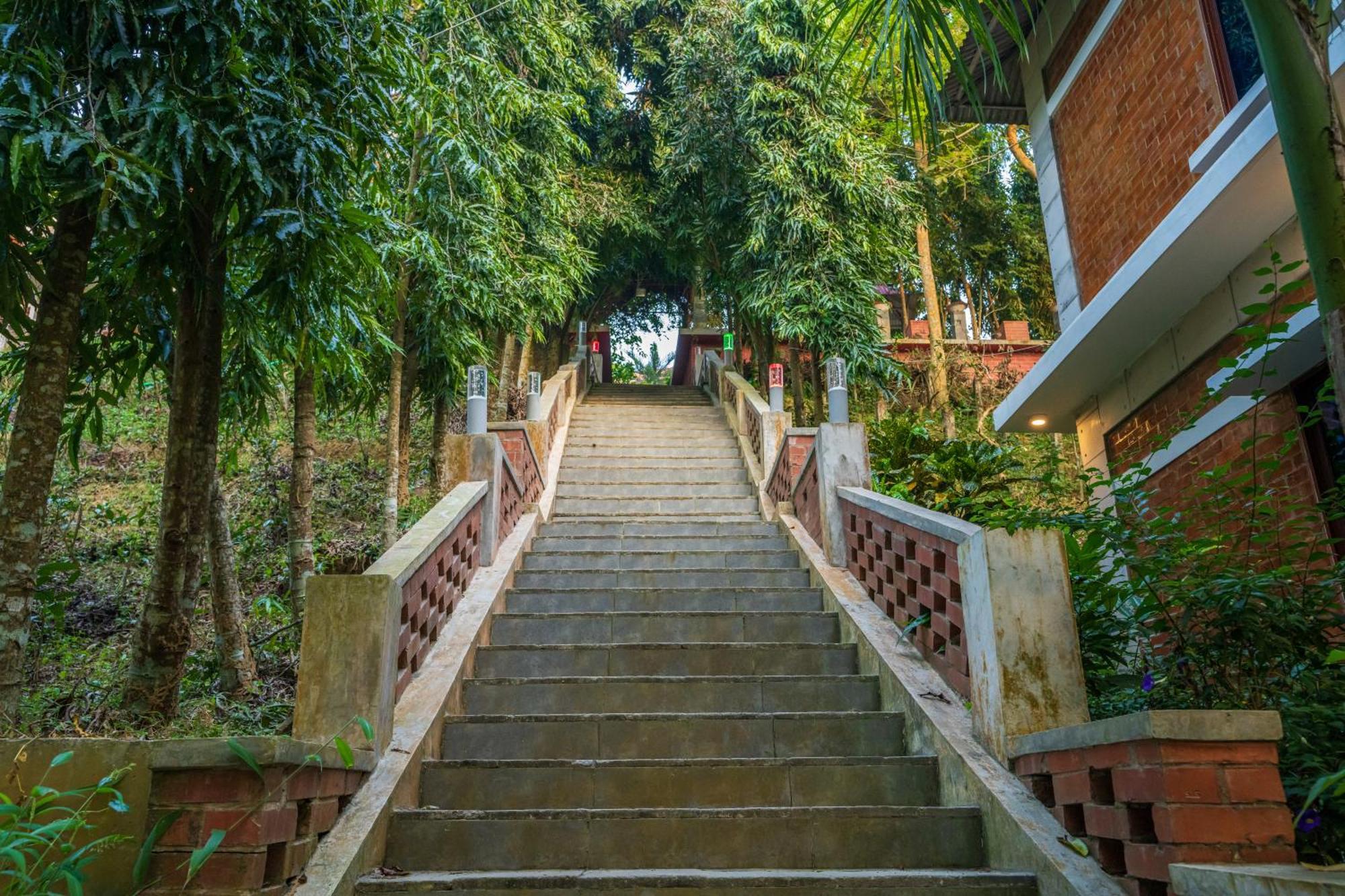 Lemon Garden Resort & Spa スリーマンガル エクステリア 写真